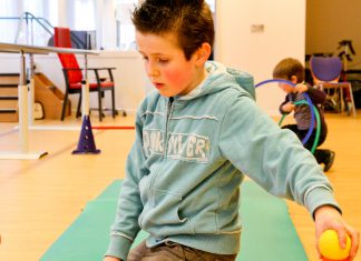 Kinderen met beperking minder actief