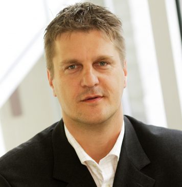 Je moet schieten anders kun je niet scoren Henri Kiers