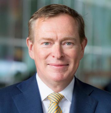 Paramedische zorg bereikt onderhandelaarsakkoord met minister Bruno Bruins