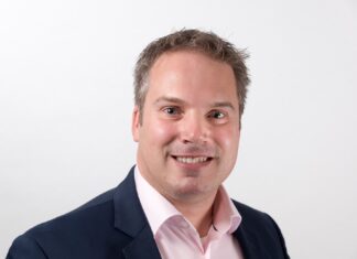 Nathan Hutting benoemd tot bestuurslid Vereniging VvAA Nathan Hutting, fysiotherapeut en bestuurslid Vereniging VvAA