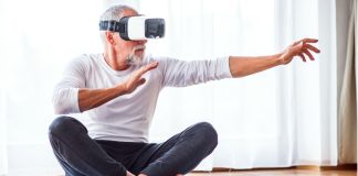 Ervaar de kracht van virtual reality op wereld fysiotherapie dag Virtual Reality maakt het voor cliënten met mentale- en of lichamelijke klachten mogelijk op een leuke en effectieve manier te trainen met speelse oefeningen.